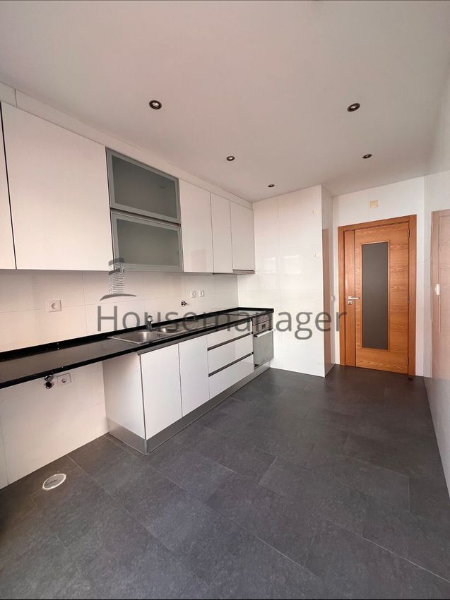 出租公寓 t2在Rua Cecília Meireles s/n