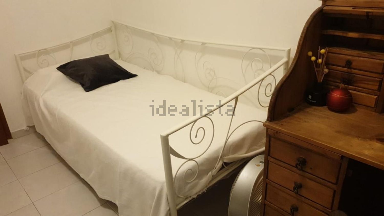 出租房间在Rua João Pinto Ribeiro - 卧室