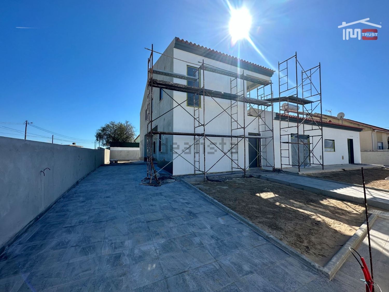 小楼房或独栋别墅出售在Beco Dos Talhadas - 外立面