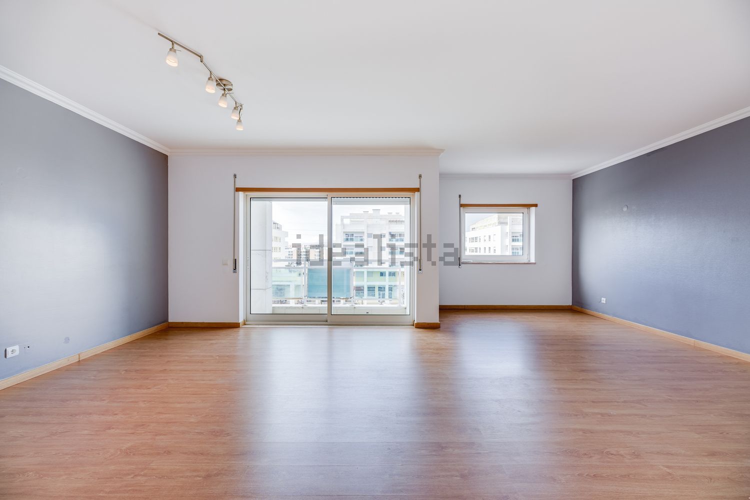 公寓 t3出售在Rua Doutor José da Cunha, 24 - 居住