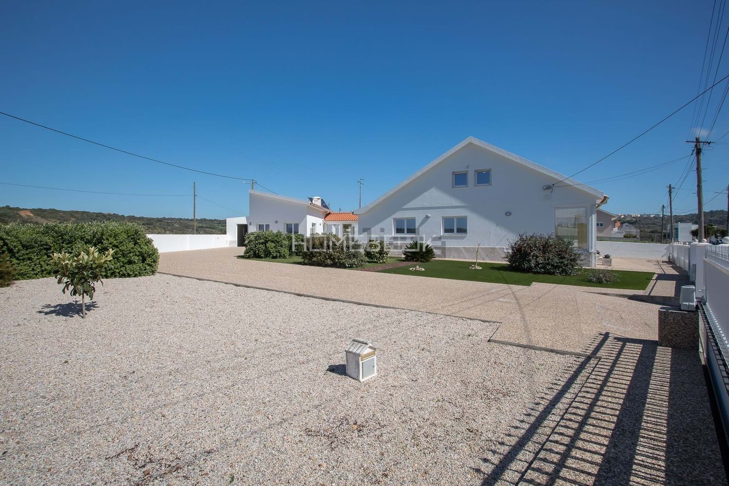 小楼房或别墅出售在Igreja Nova e Cheleiros - 外立面