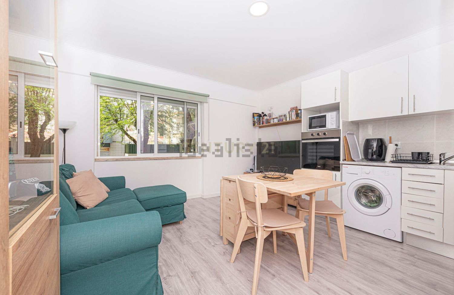 公寓 t1出售在Avenida dos Combatentes da Grande Guerra, 70 - 客厅