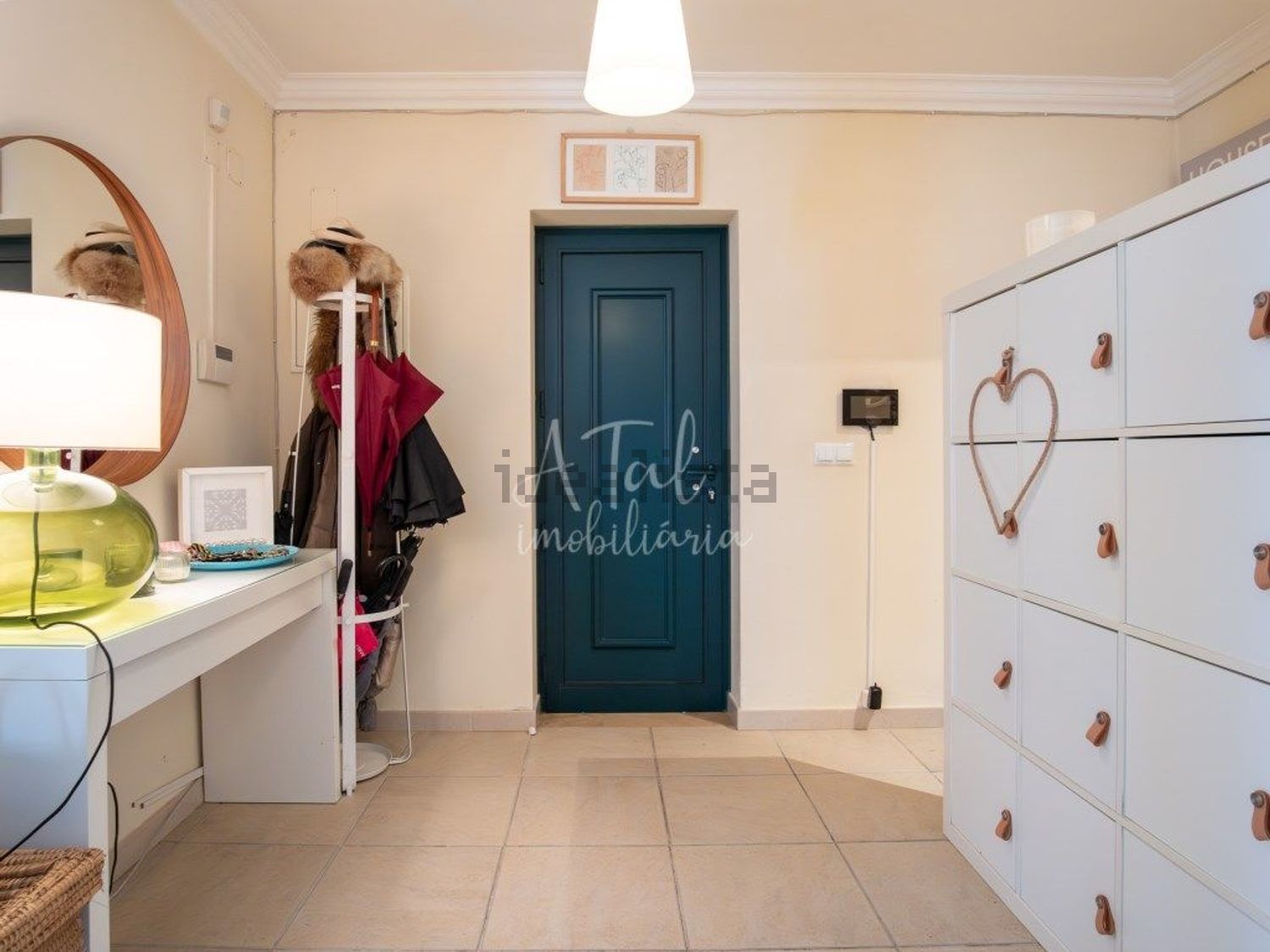 小楼房或独栋别墅出售在Vale de Choupos - Choilo - Galeotas - 前厅