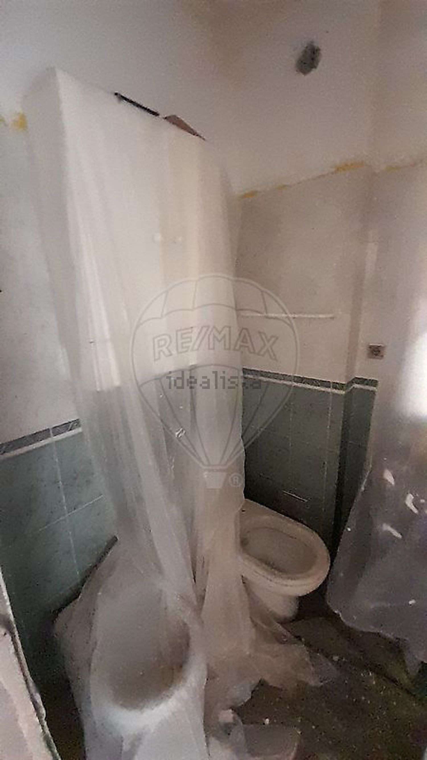 公寓 t2出售在Rua Soeiro Pereira Gomes - 卫生间