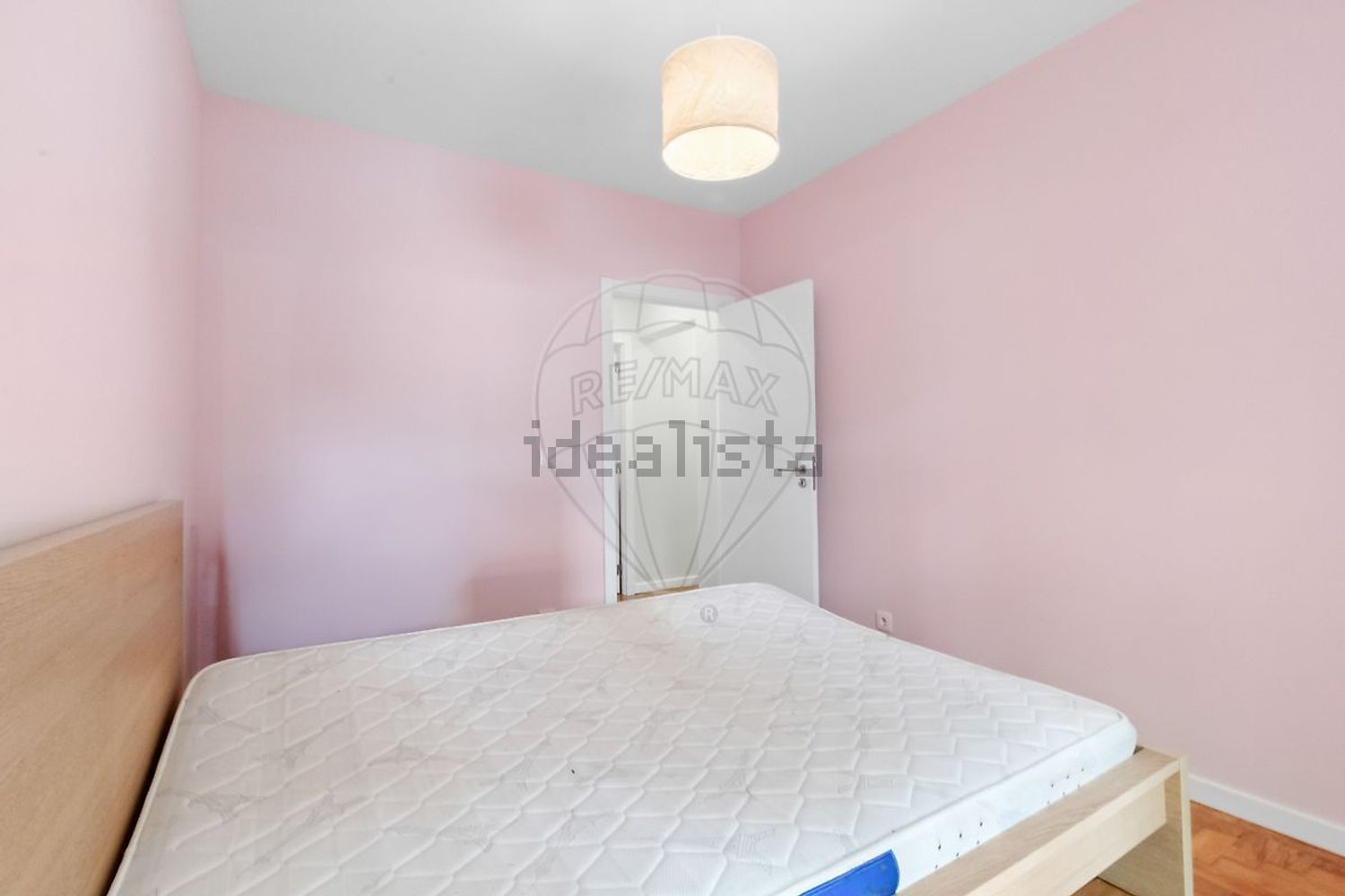 公寓 t3出售在Rua Humberto Madeira - 卧室