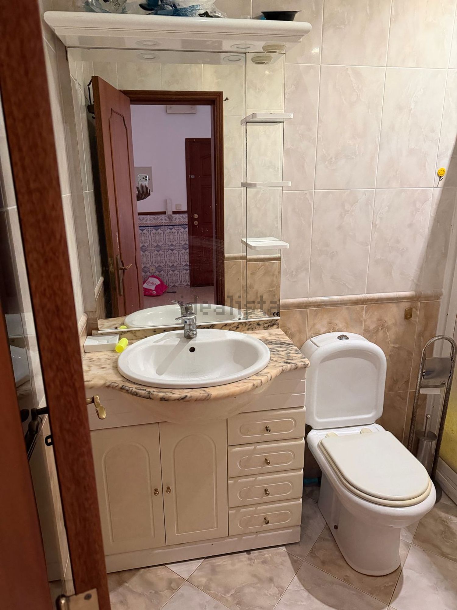 出租房间在Rua Francisco Lázaro, 23 - 卫生间