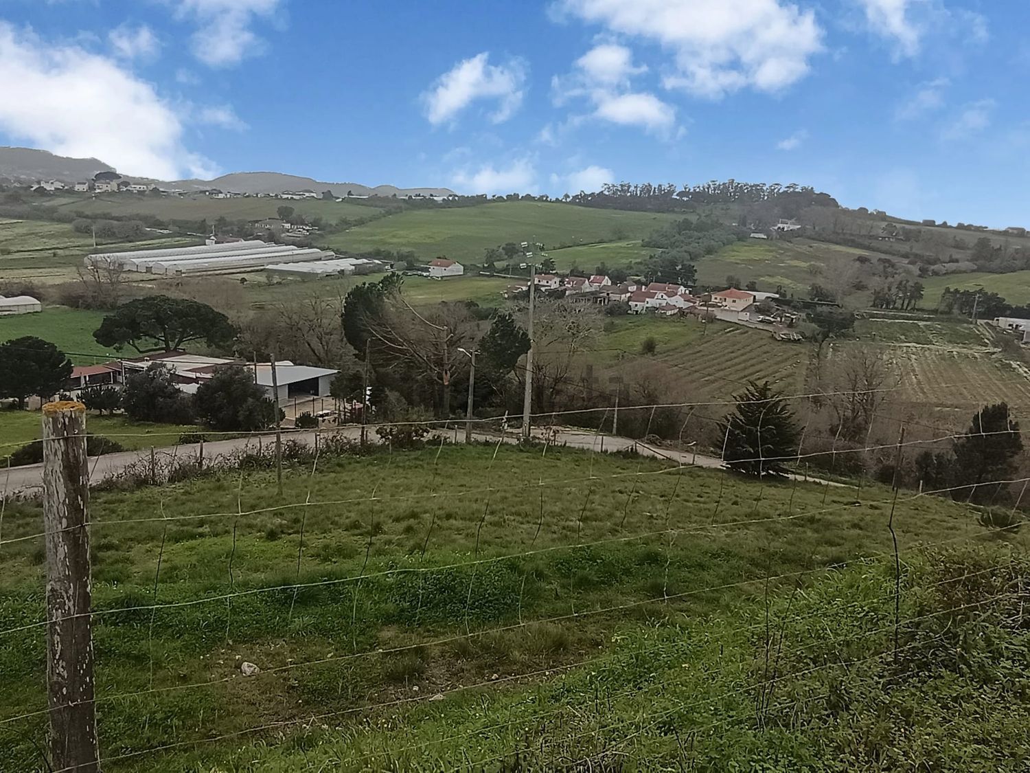 小楼房或独栋别墅出售在Caminho dos Reguengos - 视线