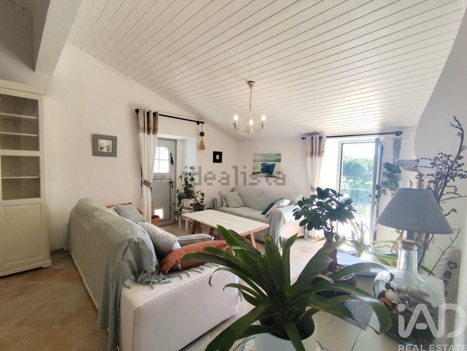 小楼房或独栋别墅出售在Lamas e Cercal - 客厅