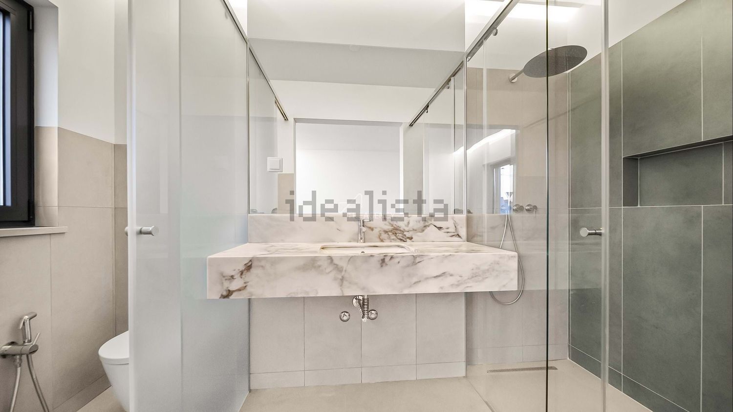 双拼别墅出售在Rua 1º de Maio - 卫生间