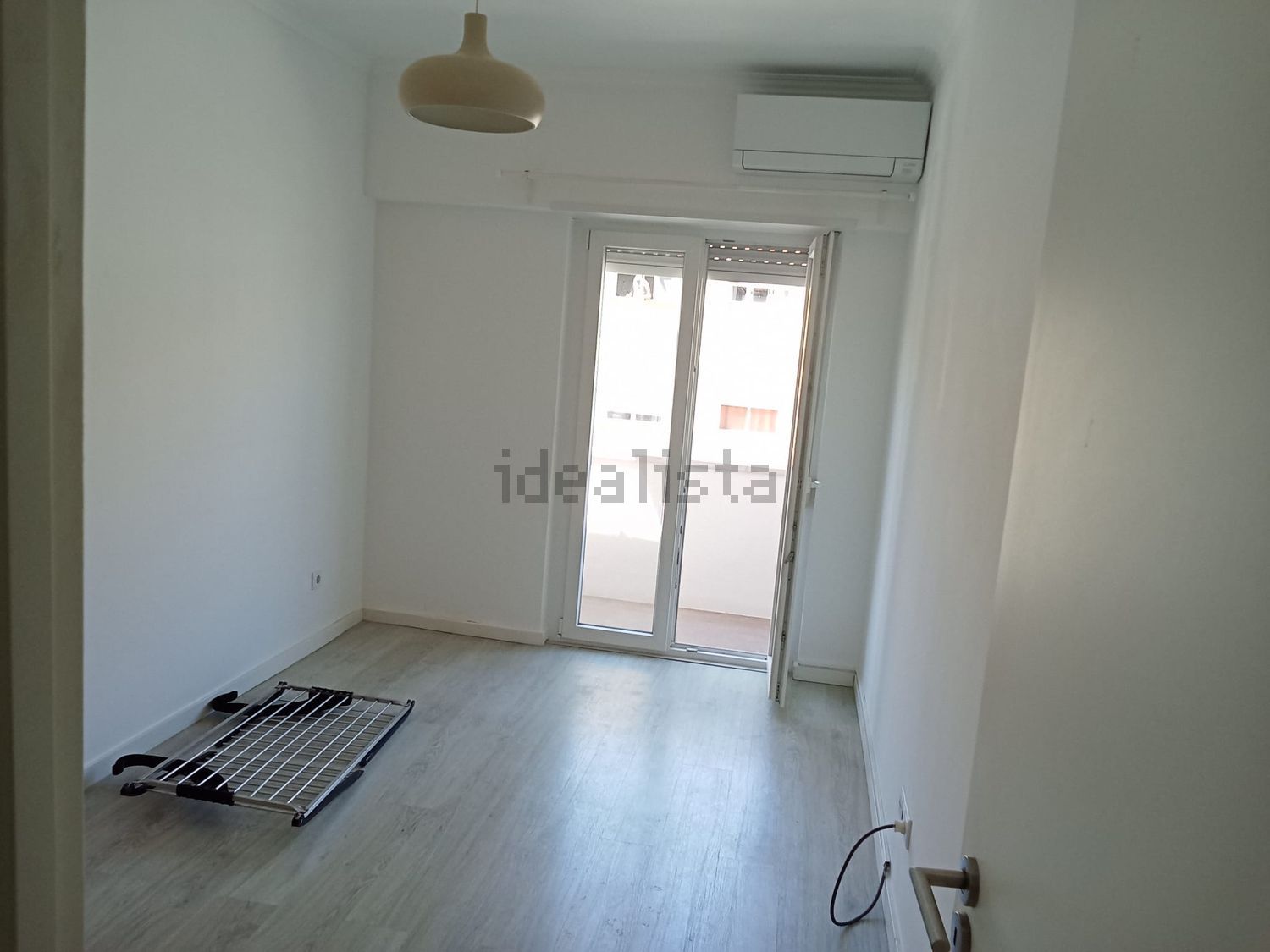 出租公寓 t2在Rua Engenheiro Quartin Graça, 40 - 卧室