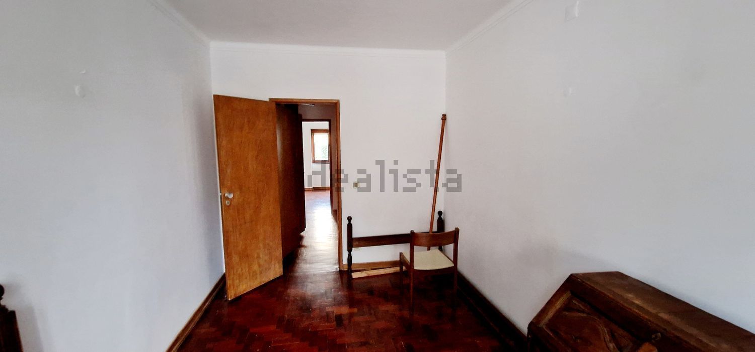 出租公寓 t2在Estrada de Paço de Arcos - 卧室