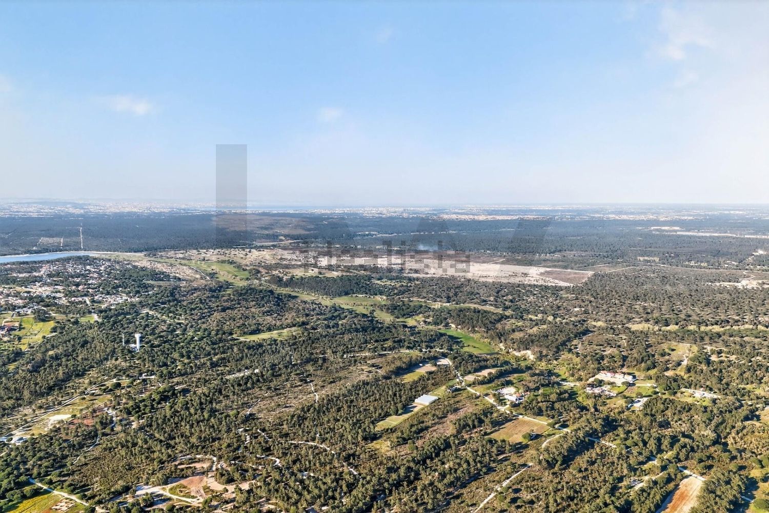 小楼房或独栋别墅出售在Rua da Mesquita s/n - 视线