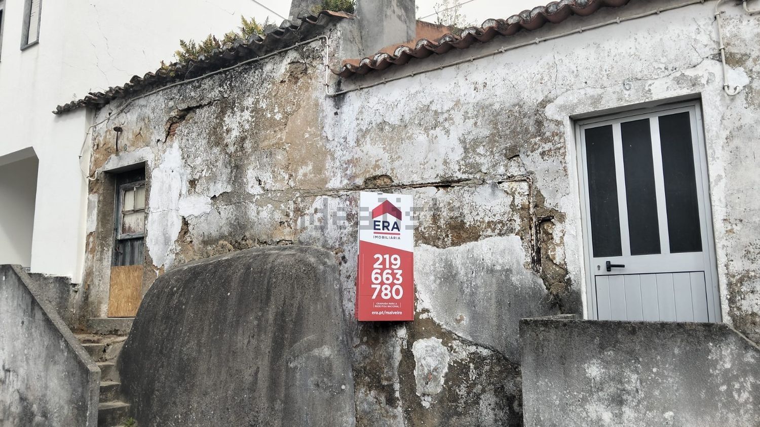 小楼房或独栋别墅出售在Rua Poço da Torre - 照片