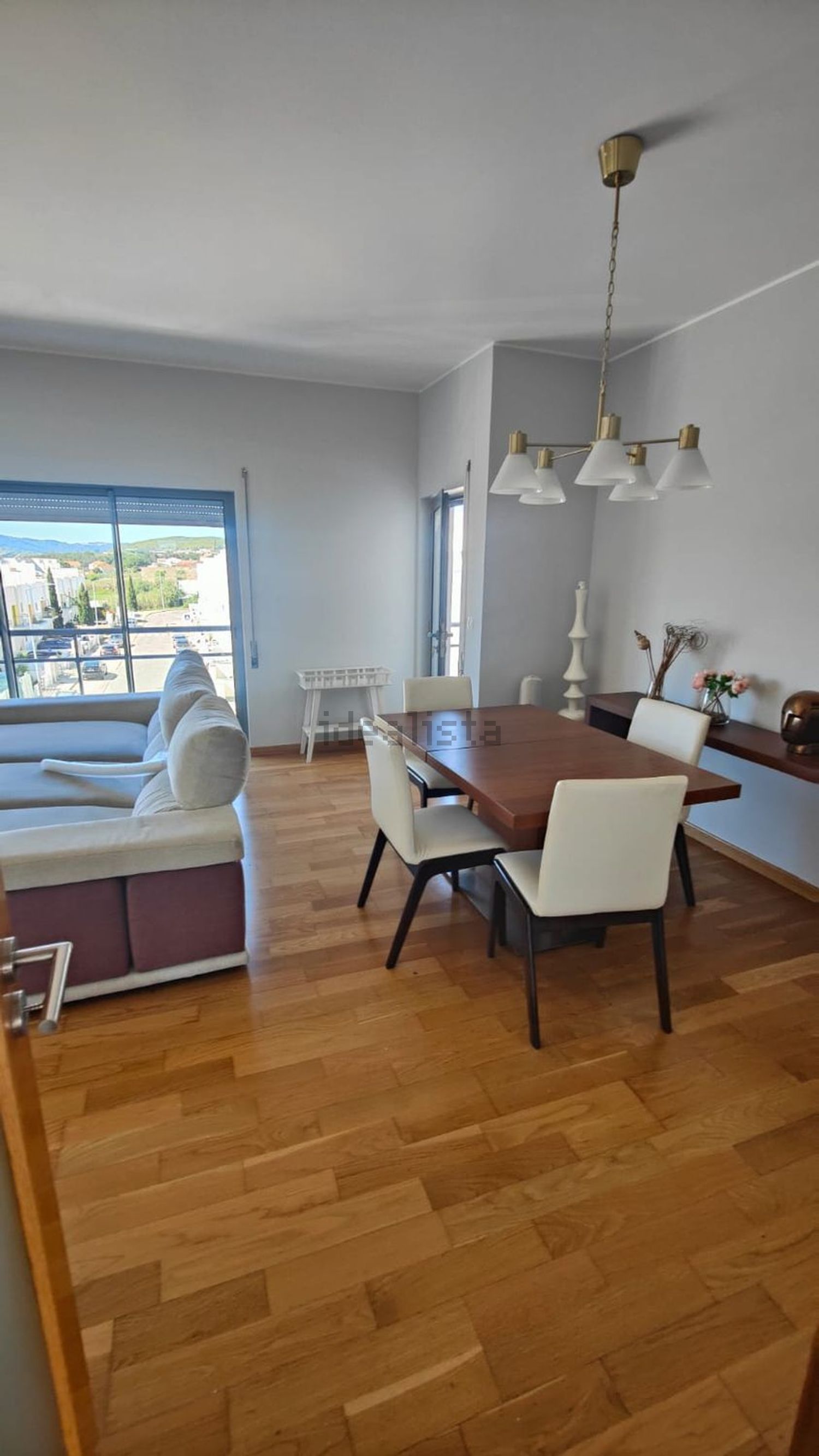 出租公寓 t2在Santo Antão e São Julião do Tojal - 客厅