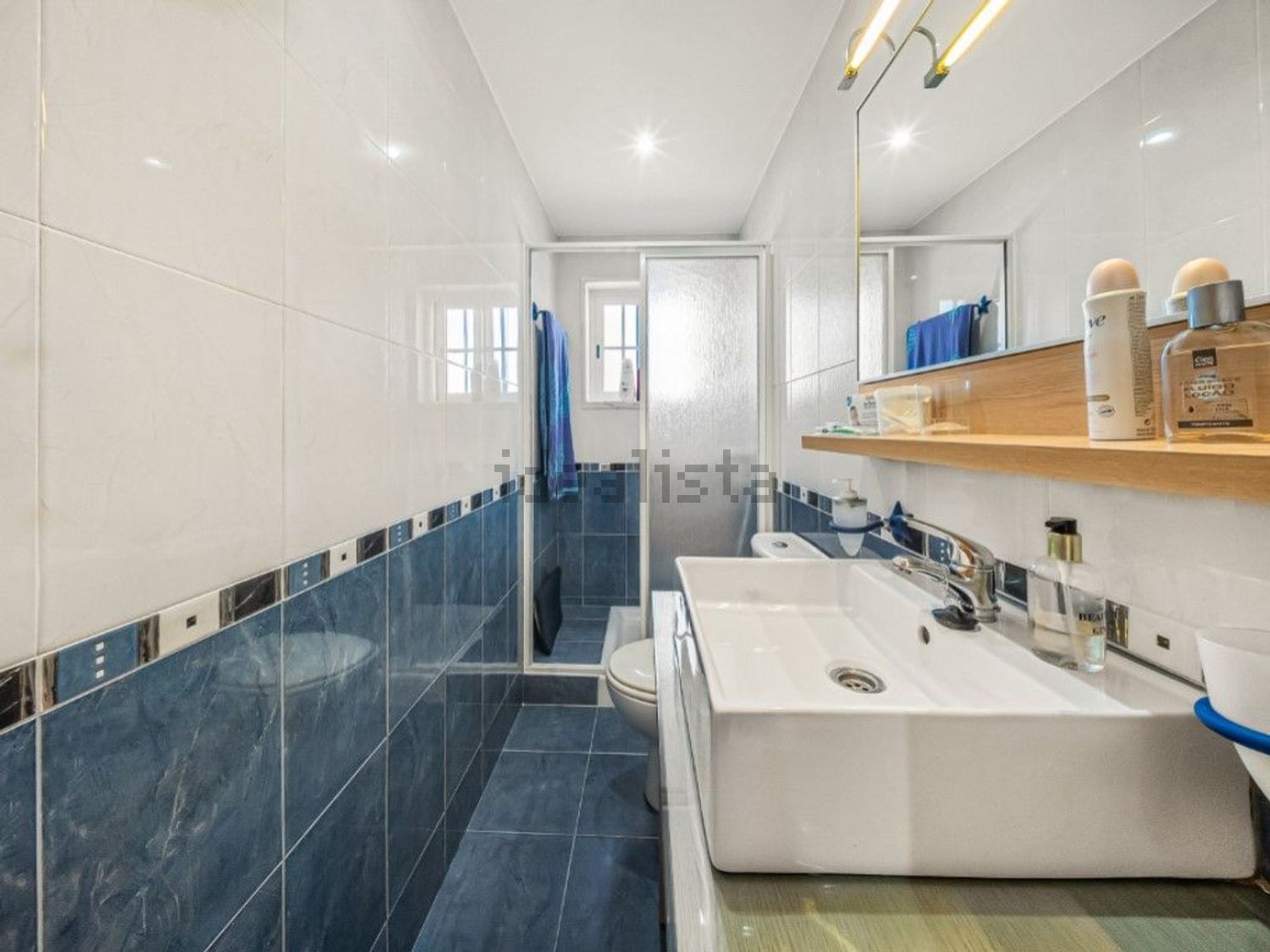 小楼房或独栋别墅出售在Rua da Liberdade - 卫生间