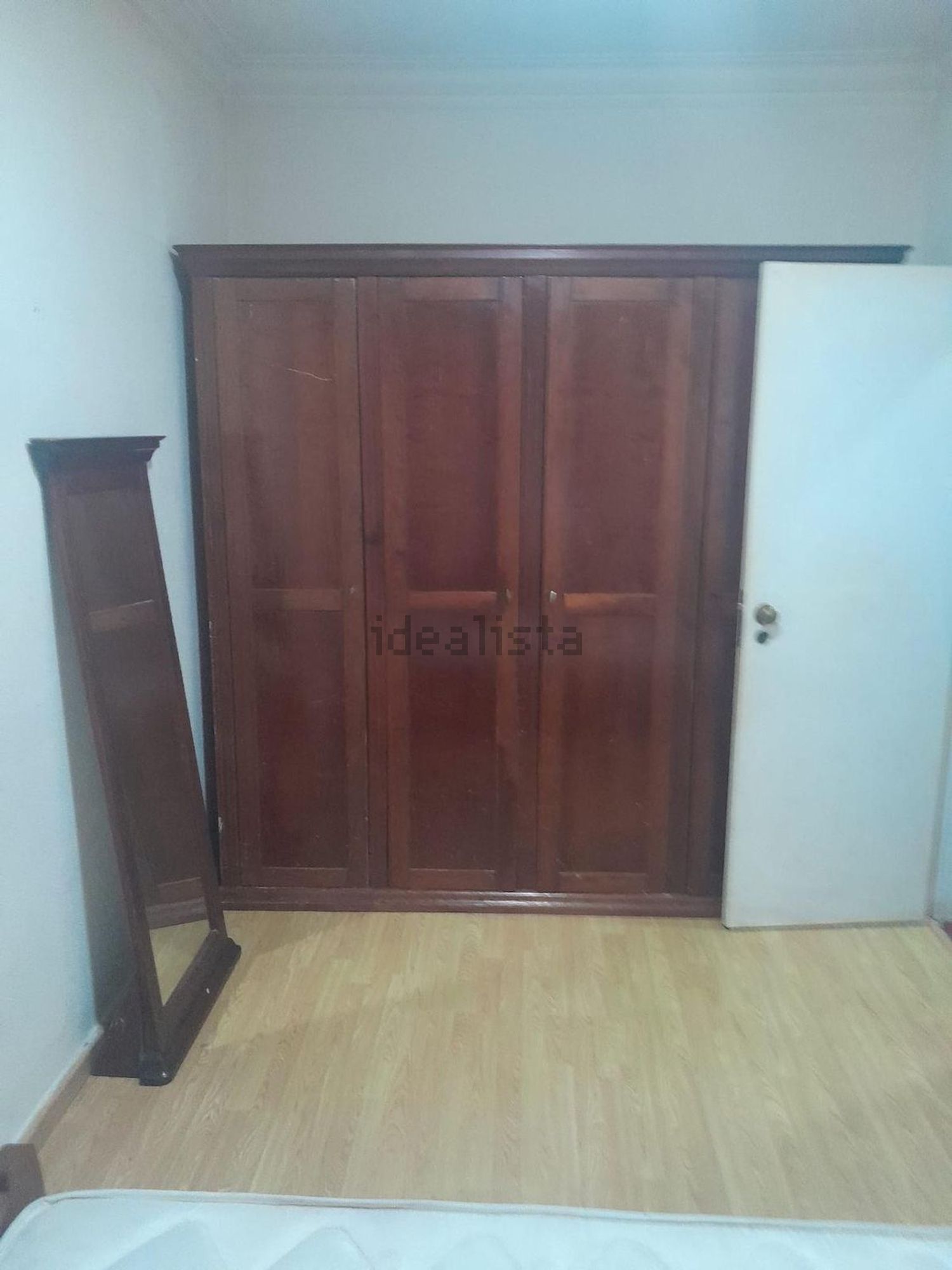 出租房间在Avenida Miguel Bombarda, 153 - 卧室