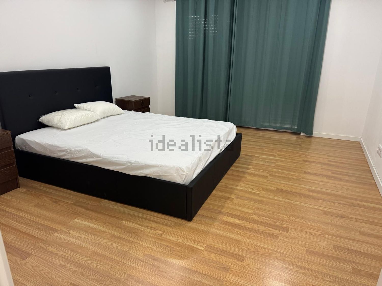 出租房间在Avenida Engenheiro Francisco de Lencastre Garrett, 30 - 卧室