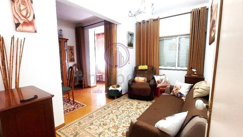 公寓 t2出售在Avenida Infante Dom Henrique