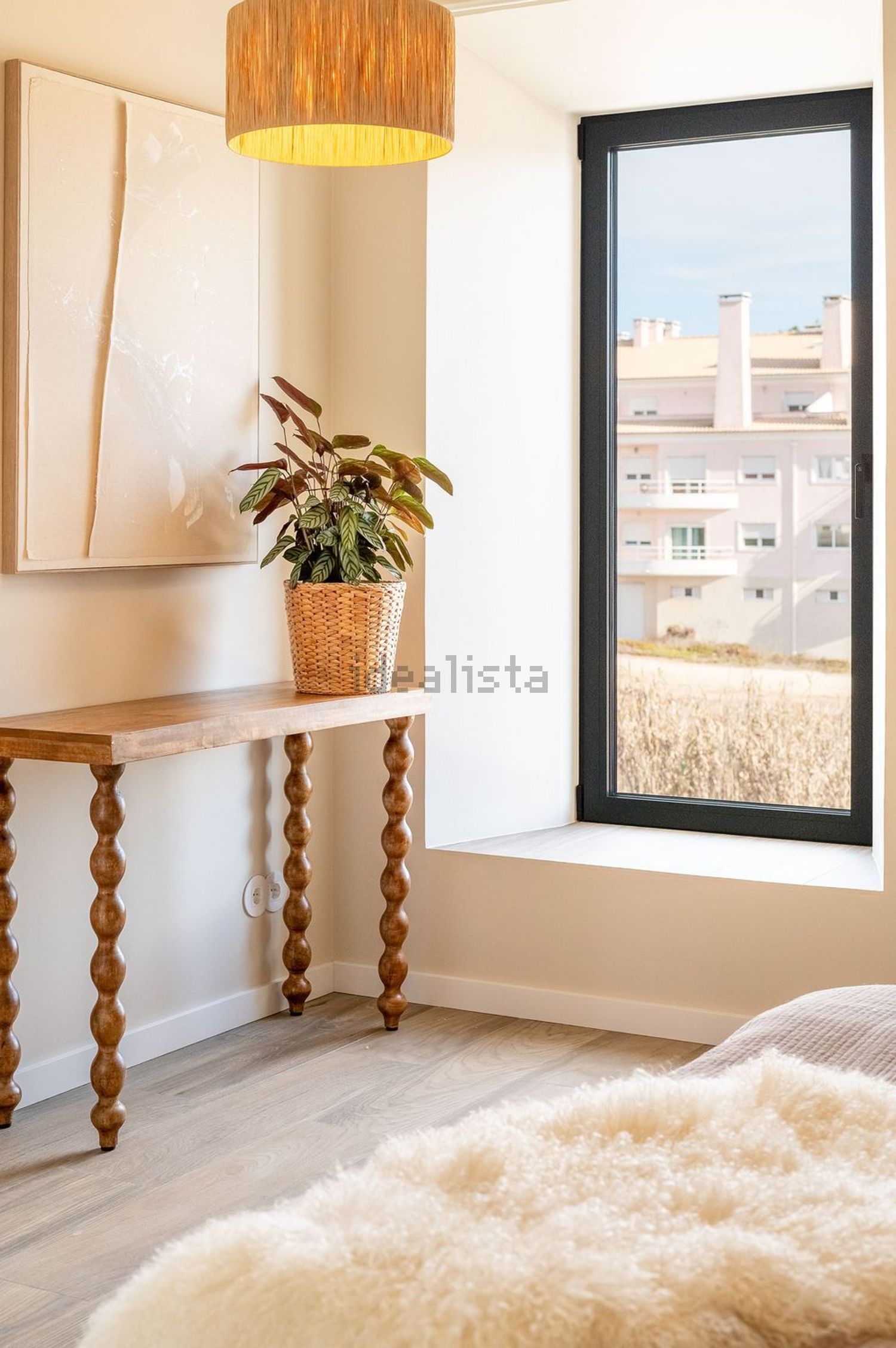 小楼房或独栋别墅出售在Avenida António Garcia de Castro - 详情