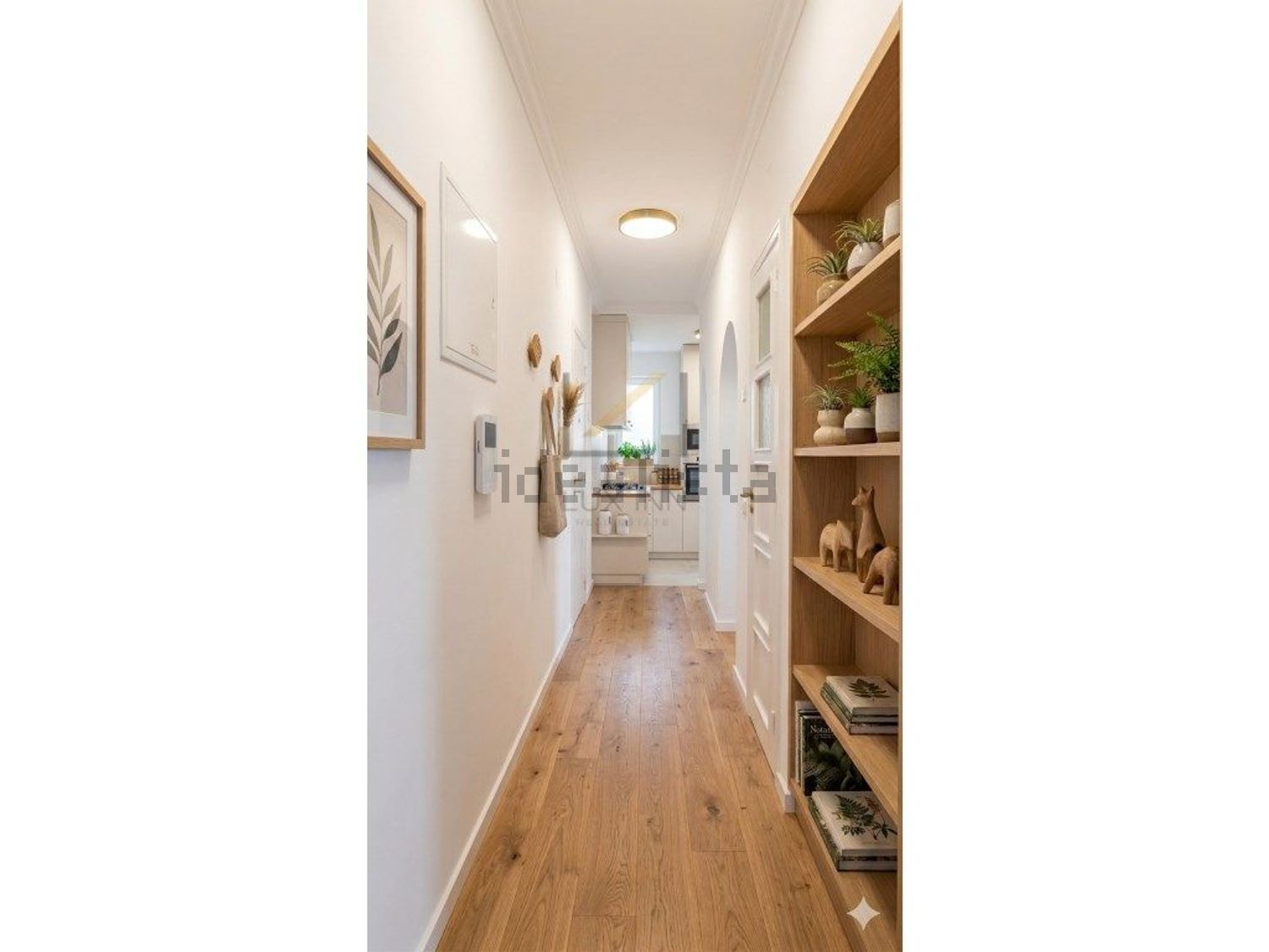 公寓 t2出售在Praceta Guilherme Gomes, 4 - 前厅