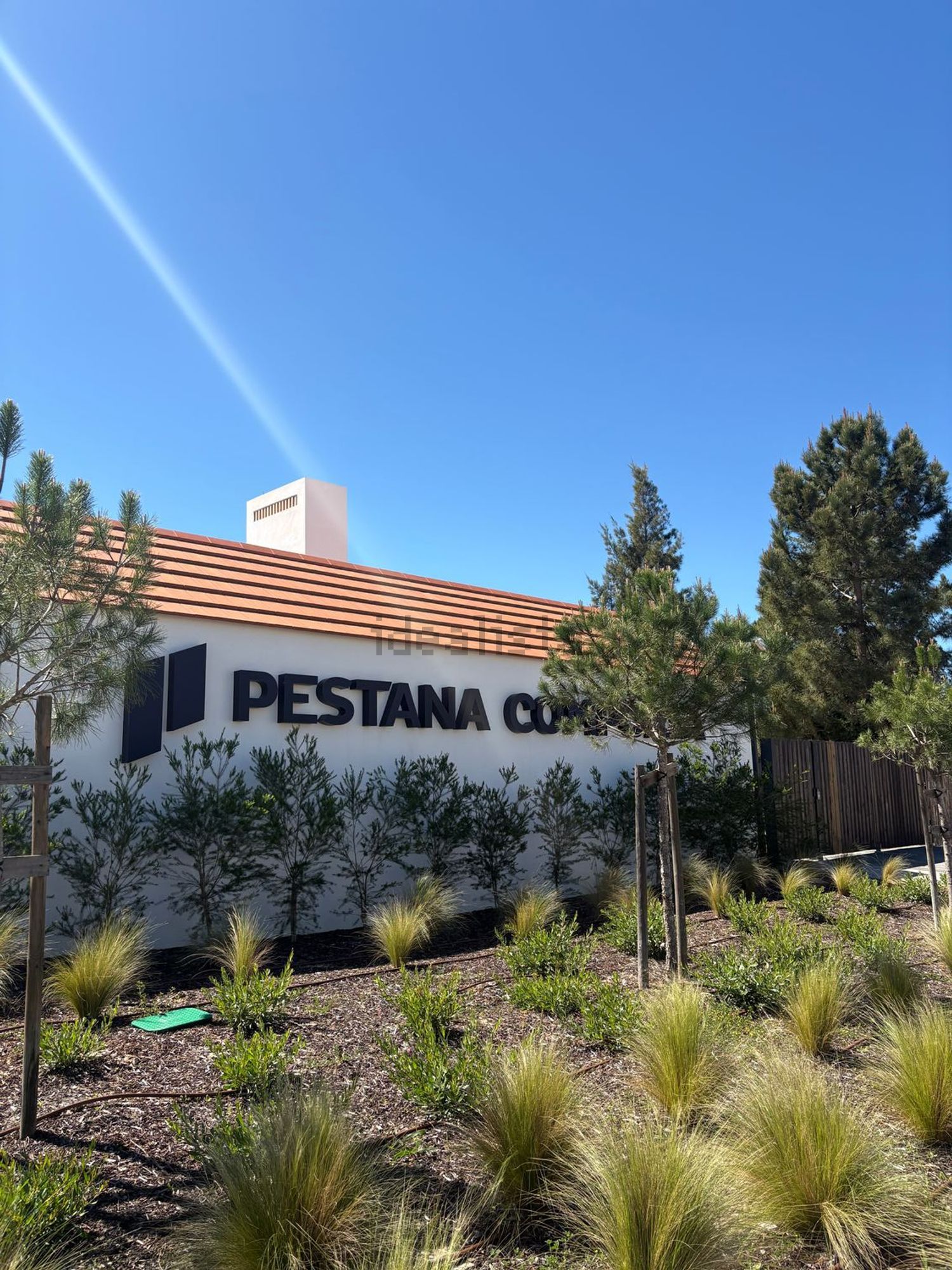 小楼房或独栋别墅出售在Rua da Eira - 视线