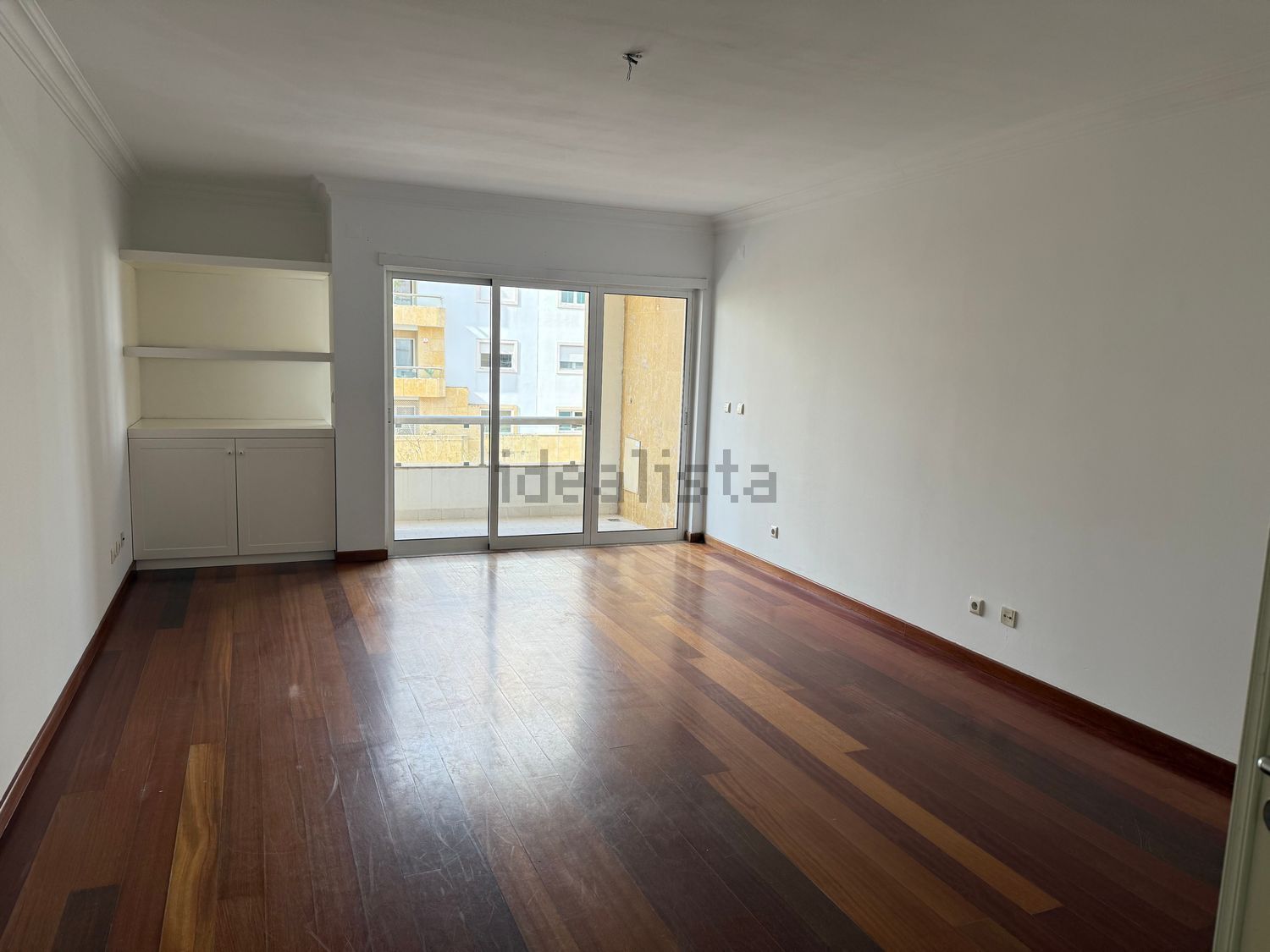 出租公寓 t2在Rua José Farinha, 24 - 居住