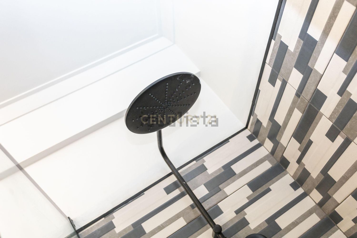 公寓 t2出售在Rua Carlos Lopes, 3 - 照片