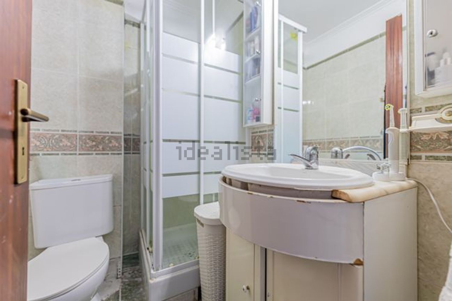 公寓 t4出售在Rua Almeida Garrett, 29 - 卫生间