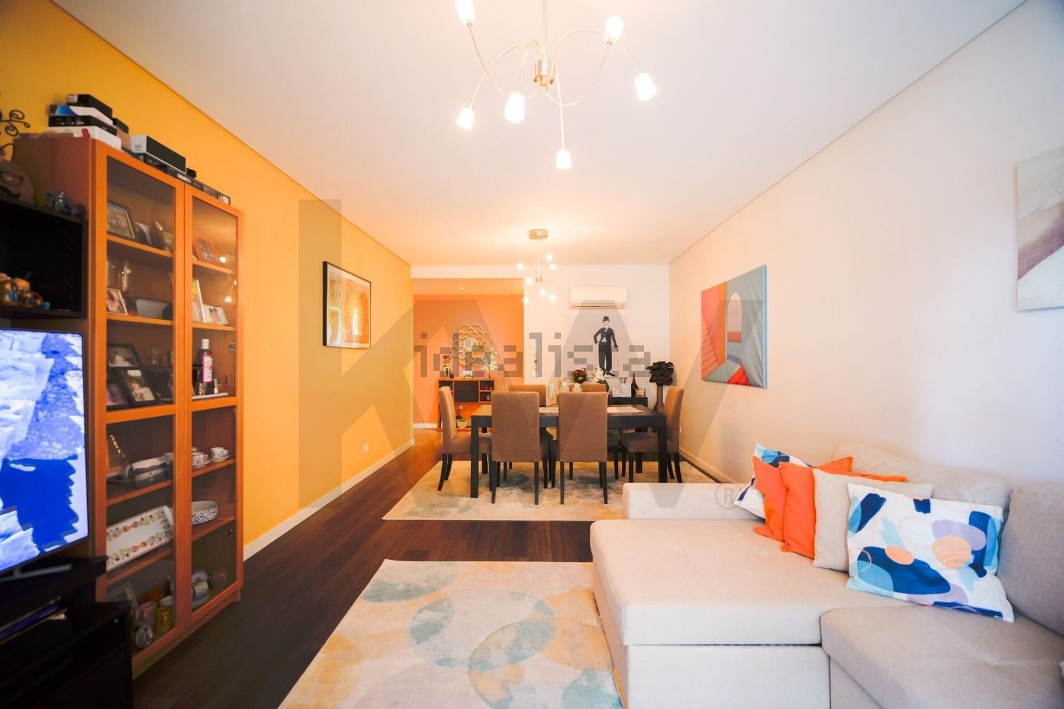 公寓 t2出售在Alto dos Moinhos - 客厅