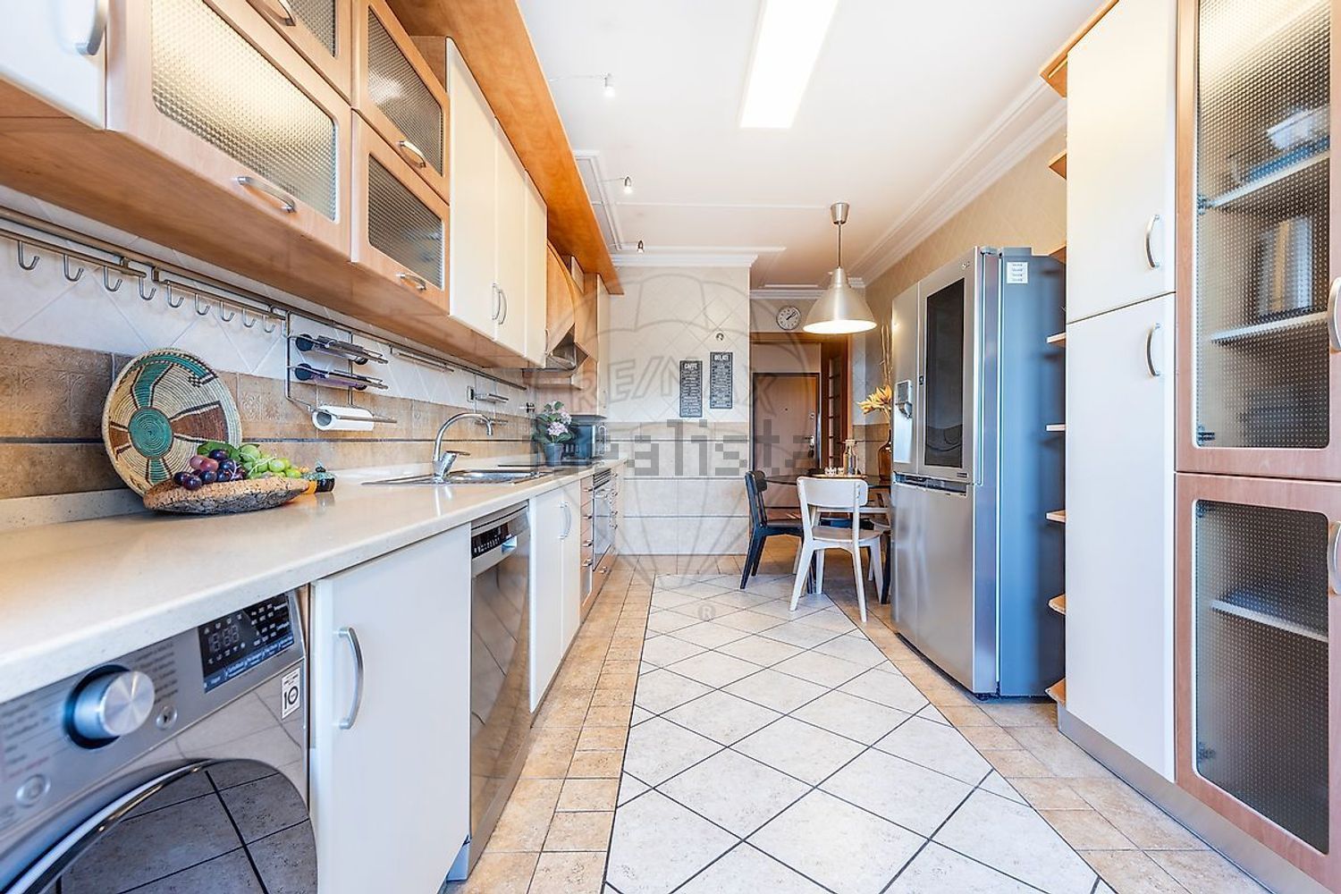 出租公寓 t4在Rua António Gonçalves Correia - 厨房