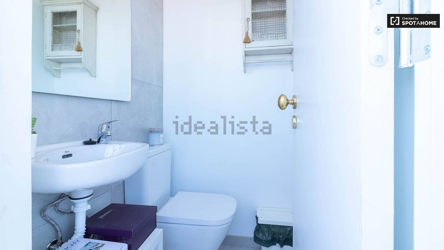 出租房间在Estrada da Luz, 100 - 室友