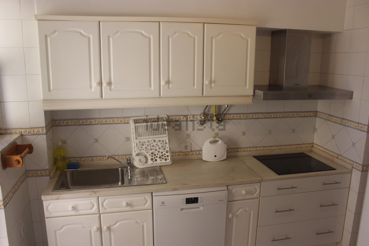 出租房间在Avenida Cidade de Luanda, 485 - 厨房