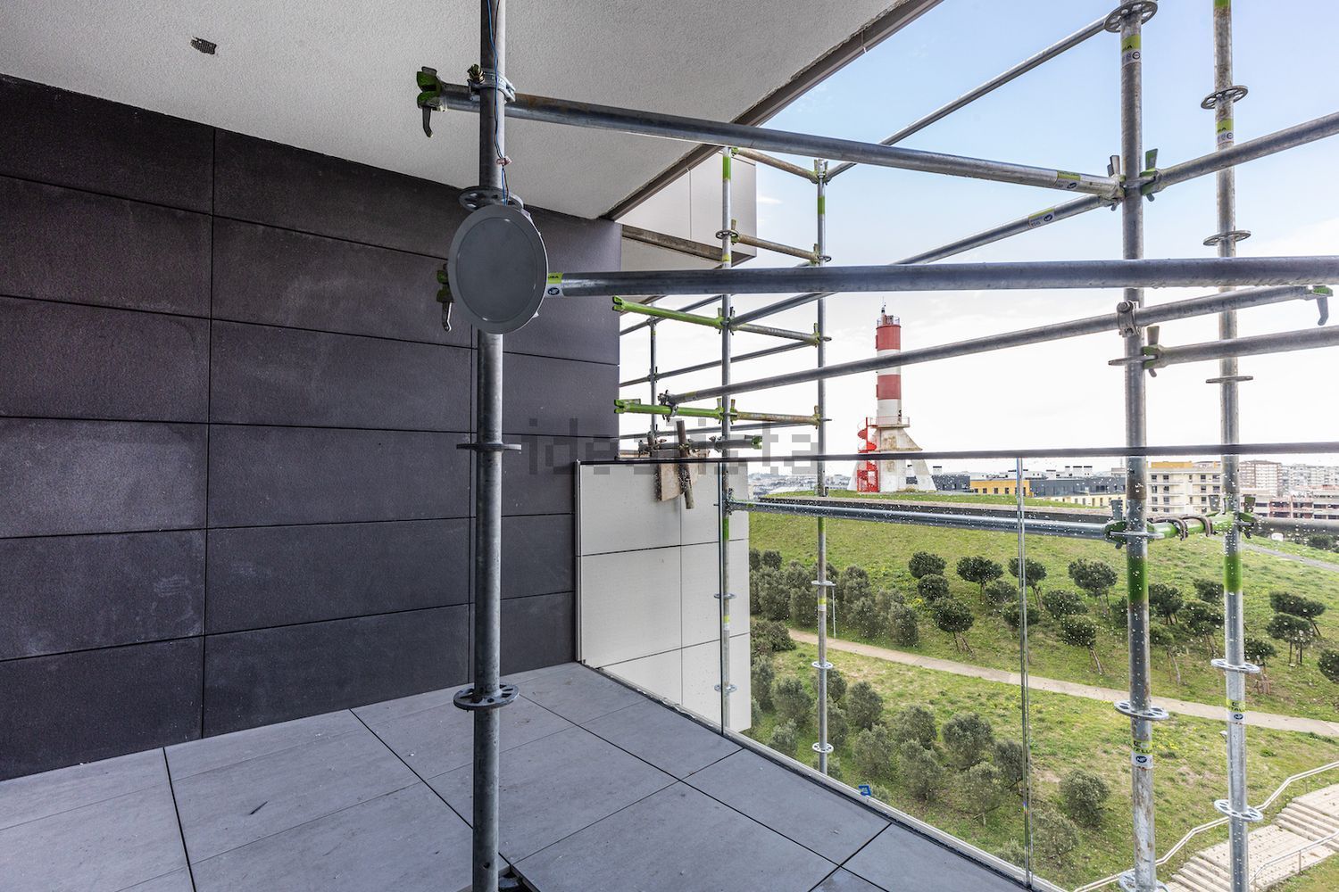 顶层公寓出售在Rua Nicolau Breyner, 9 - 阳台