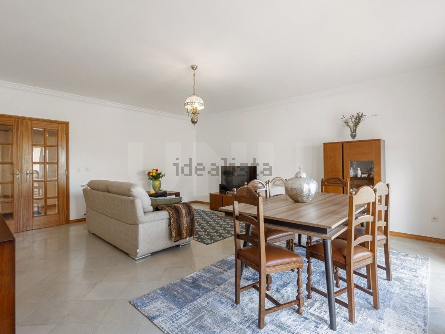 小楼房或独栋别墅出售在Rua José Joaquim de Miranda - 客厅