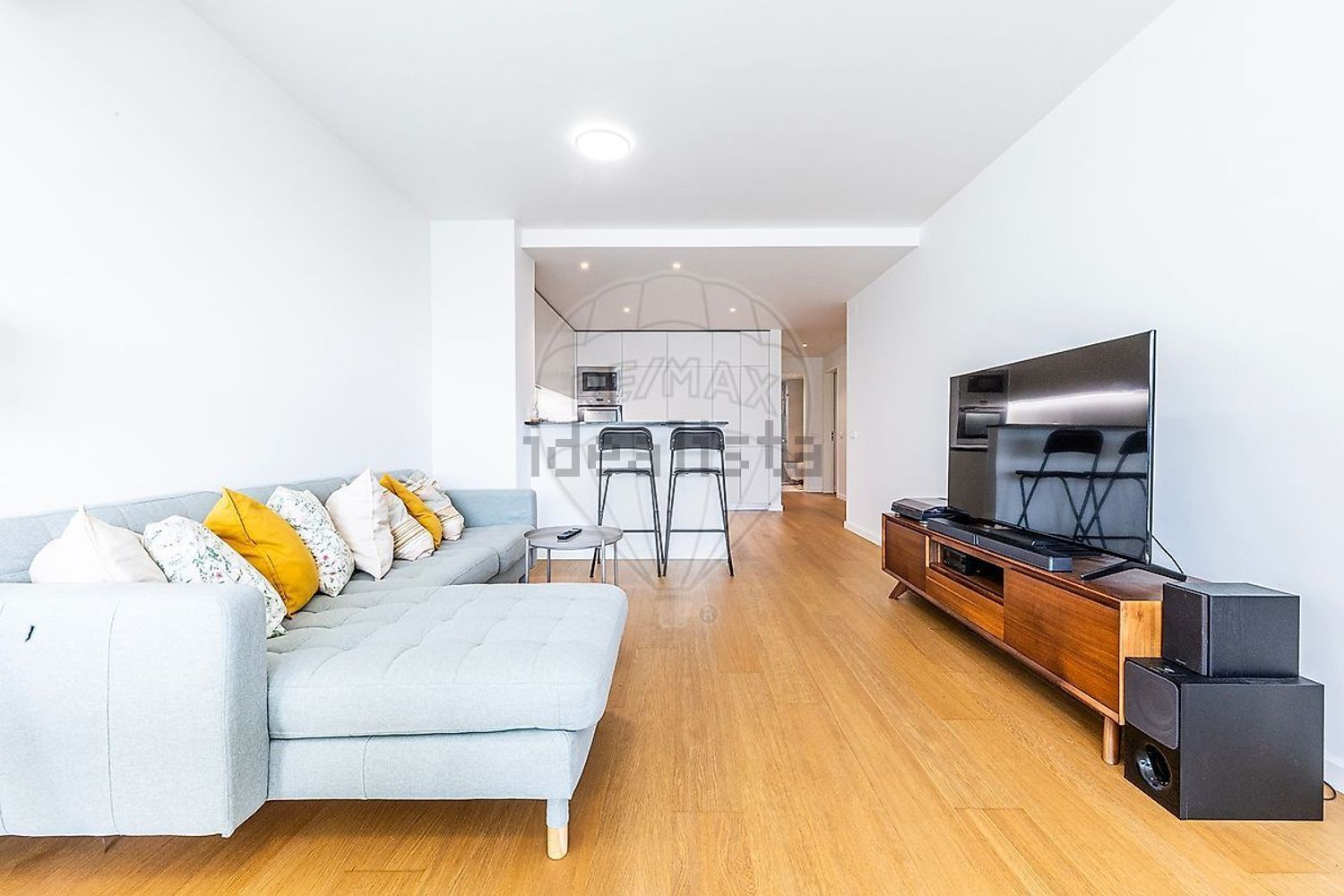 公寓 t2出售在Rua de Santa Engrácia - 客厅