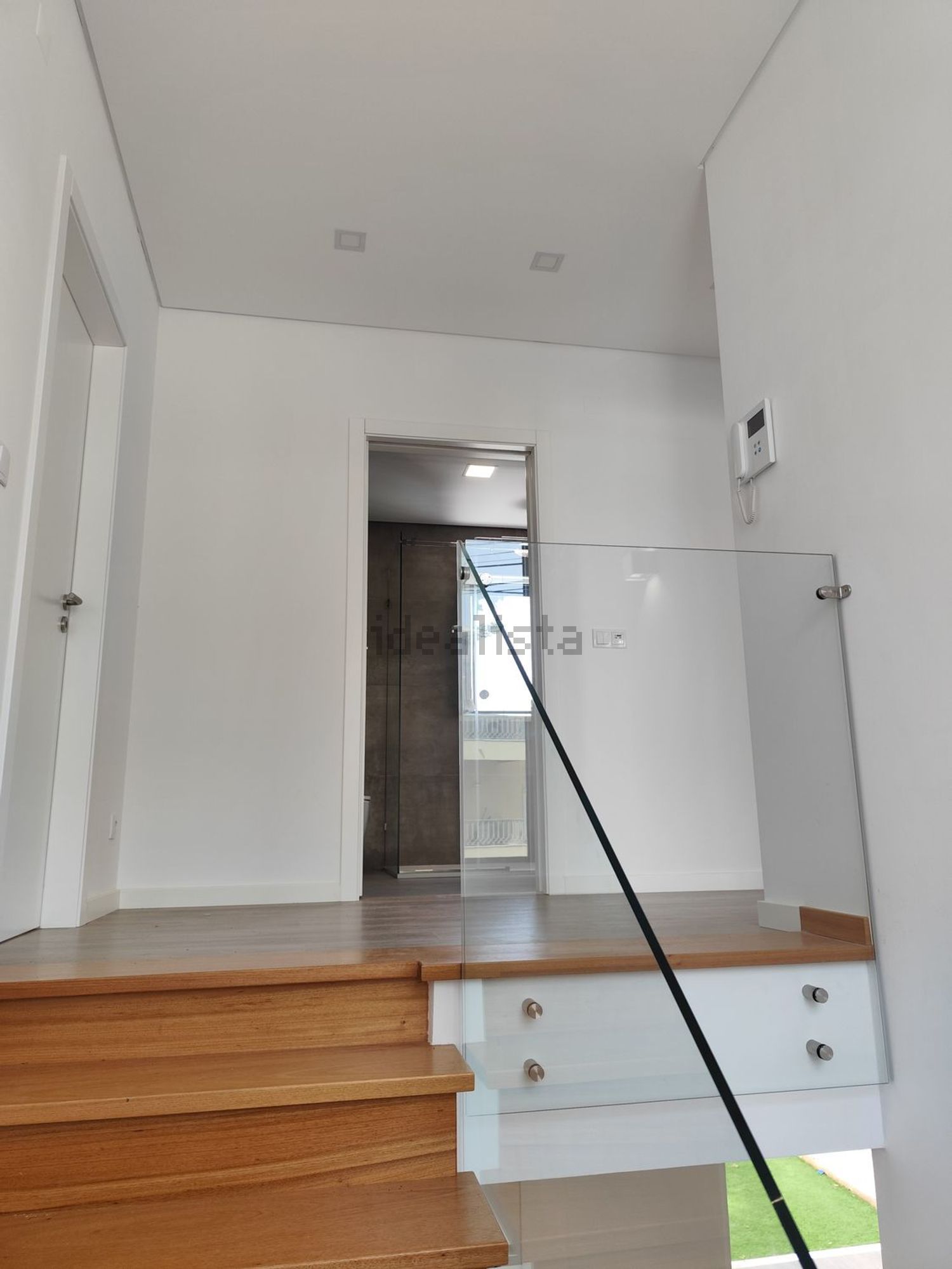 出租小楼房或独栋别墅在Praceta Santa Rita de Cássia - 详情