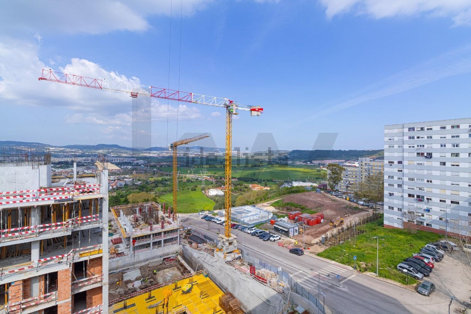 公寓 t2出售在Santo António dos Cavaleiros e Frielas - 视线