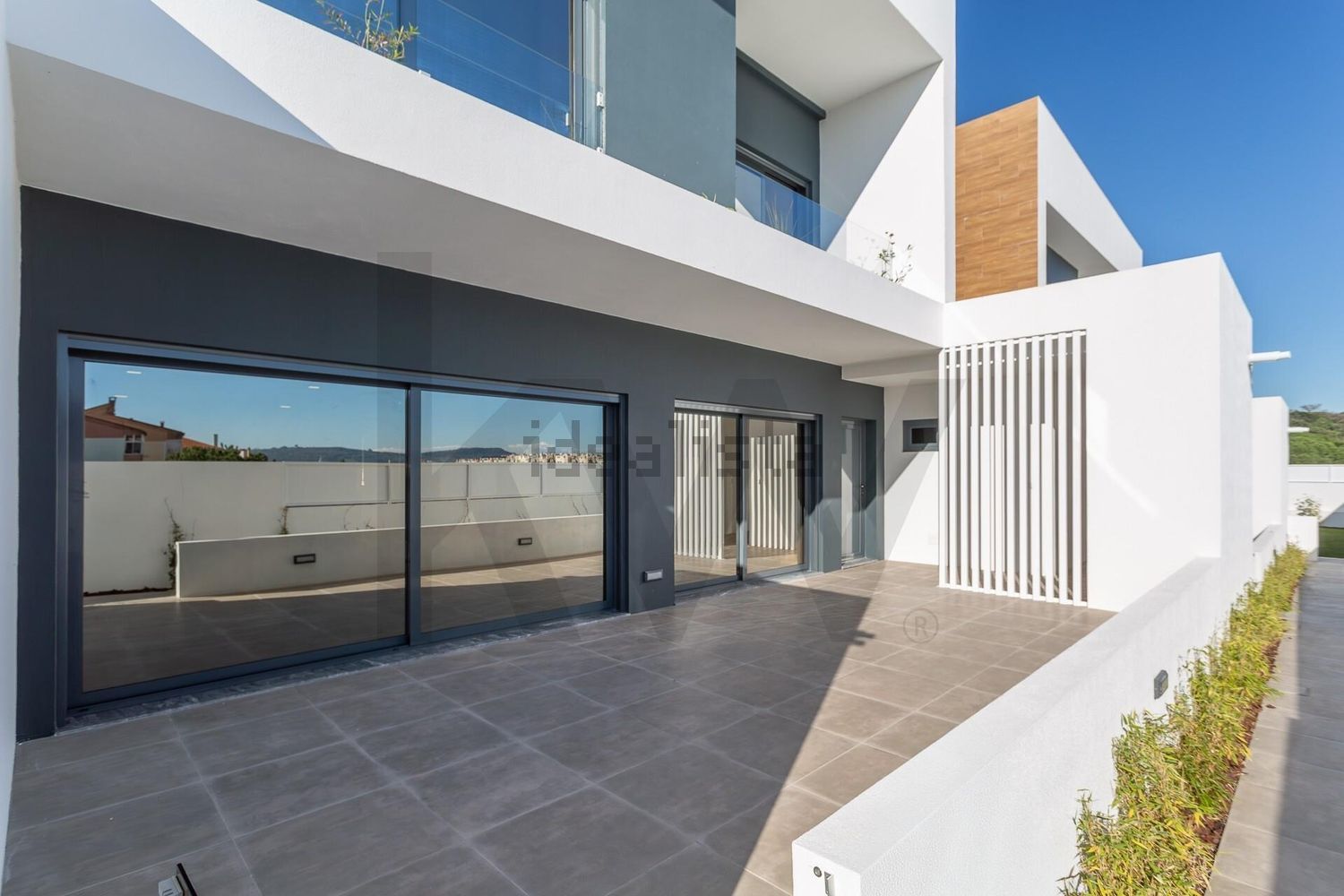 双拼别墅出售在Rua Marechal Craveiro Lopes s/n - 阳台