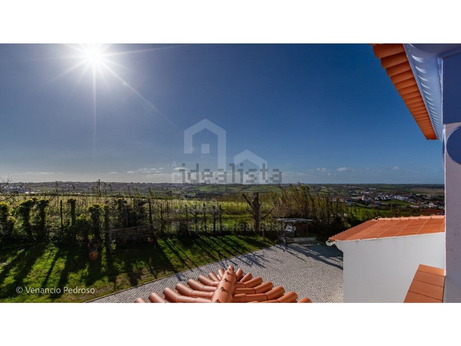 小楼房或独栋别墅出售在Encarnação - 游泳池