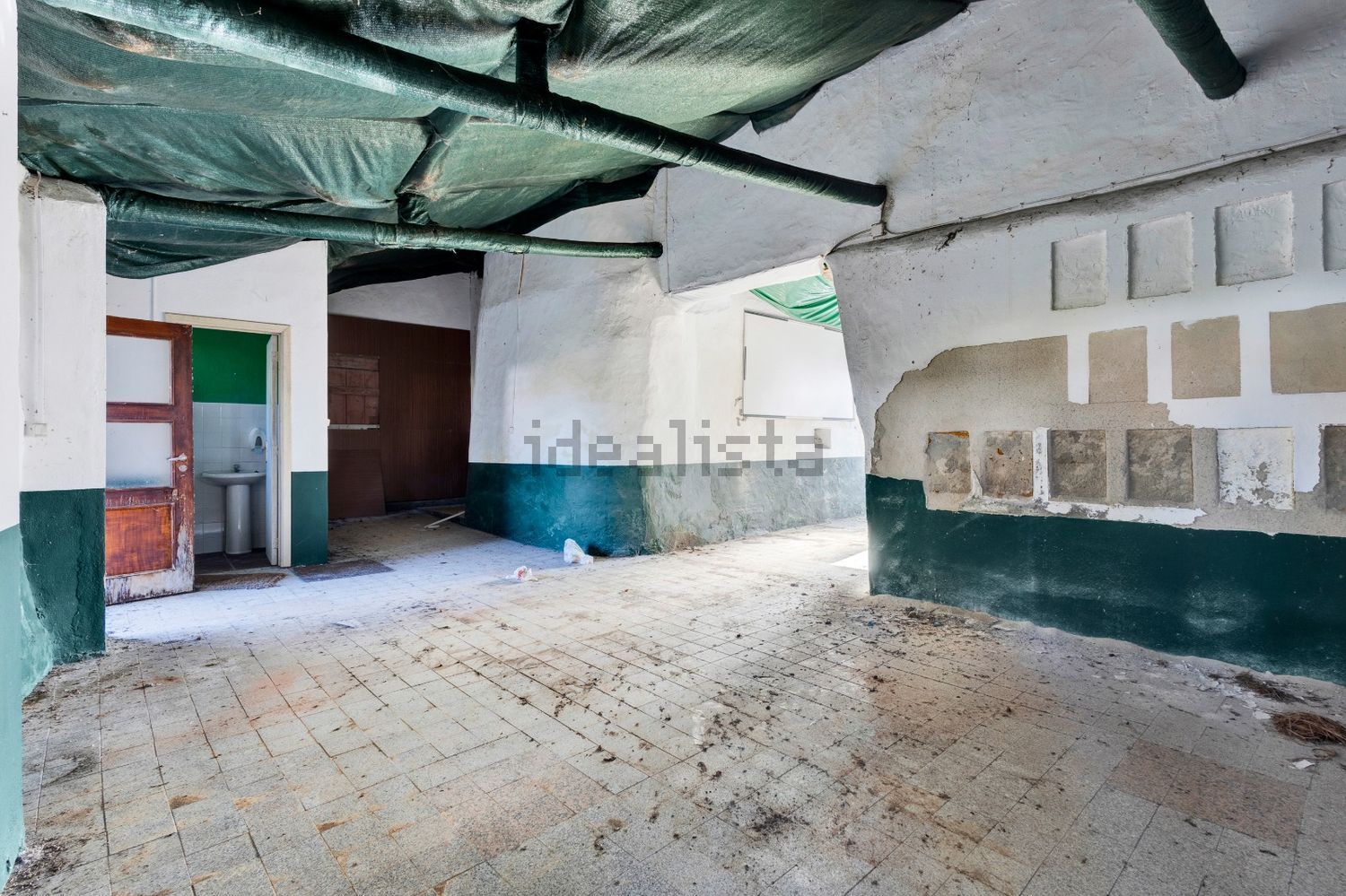 小楼房或独栋别墅出售在Rua Direita - 居住