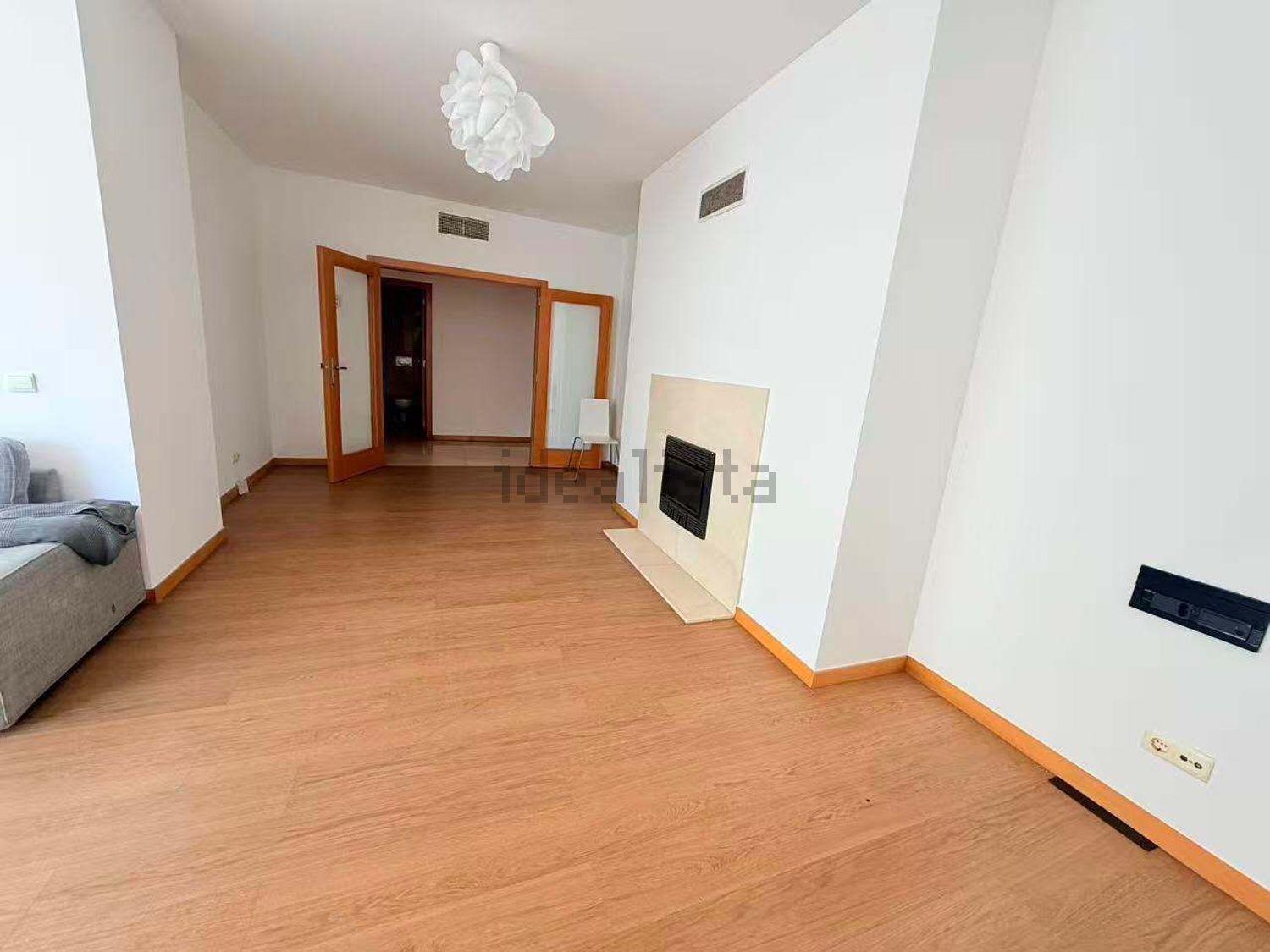 公寓 t4出售在Rua das Caravelas - 居住