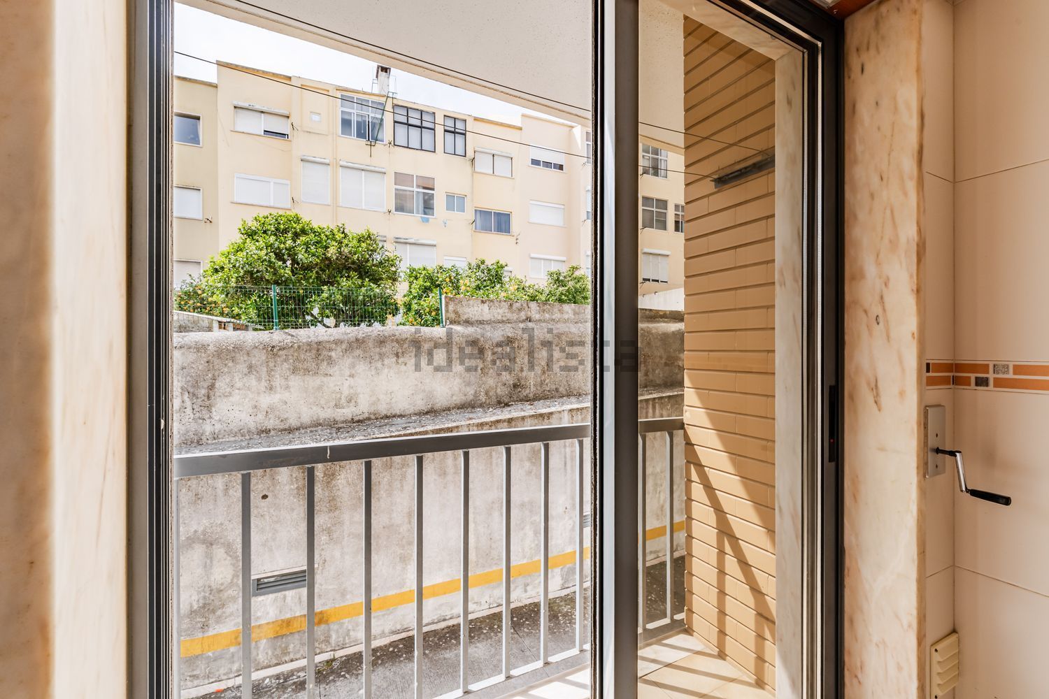 公寓 t3出售在Falagueira-Venda Nova - 露台