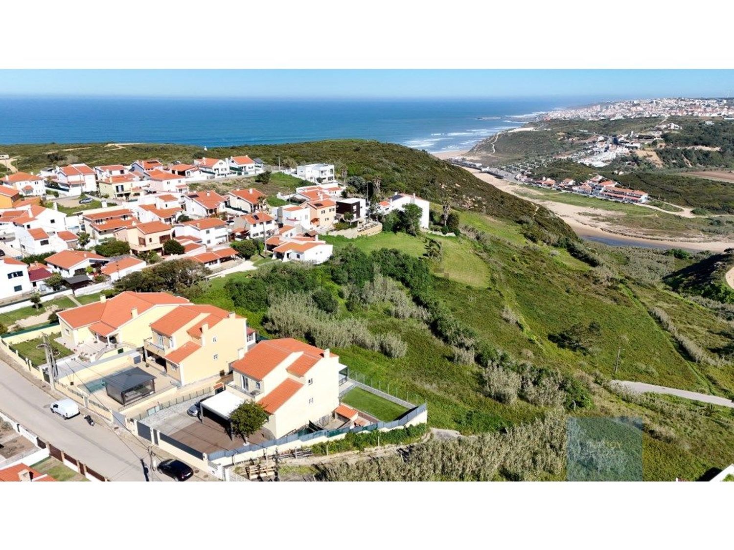 小楼房或独栋别墅出售在Rua da Serra, 4 - 视线