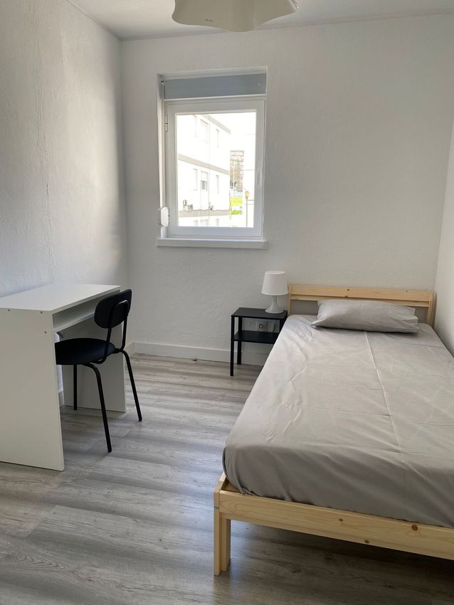 出租房间在Rua Capitão-Mor Lopes Sequeira, 5 Lote