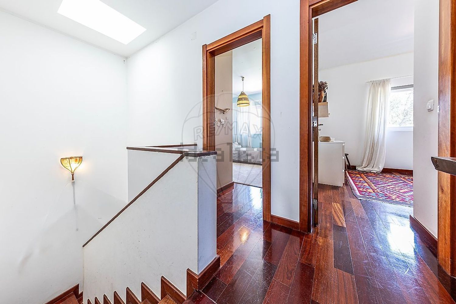 小楼房或独栋别墅出售在Rua dos Girassóis - 过道