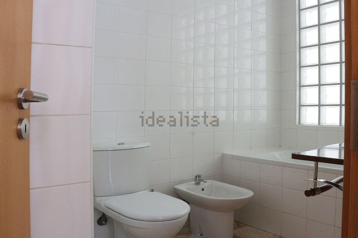 出租小楼房或独栋别墅R. Amadeu de Sousa Cardoso s/n - 卫生间