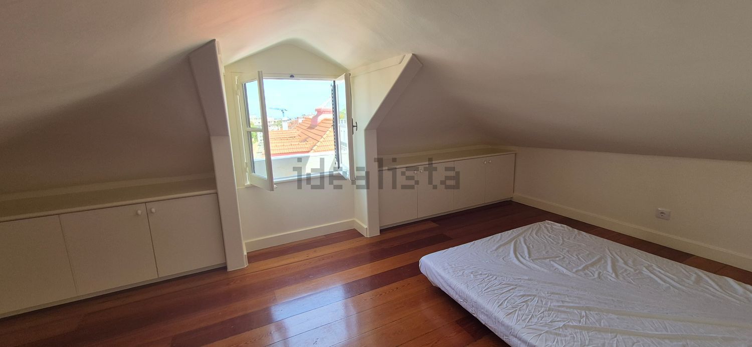 出租顶层公寓在Rua Ribeiro Sanches - 卧室