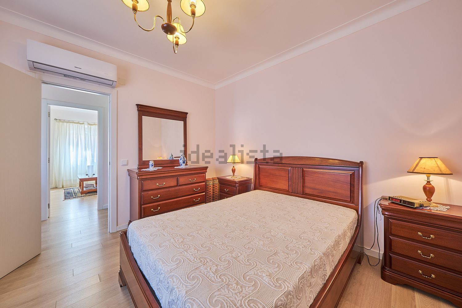 小楼房或独栋别墅出售在Rua da Bica - 卧室