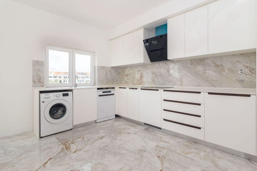 小楼房或独栋别墅出售在Avenida do Canto do Pinheiro