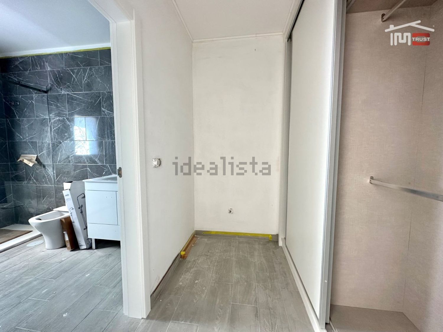 小楼房或独栋别墅出售在Beco Dos Talhadas - 过道